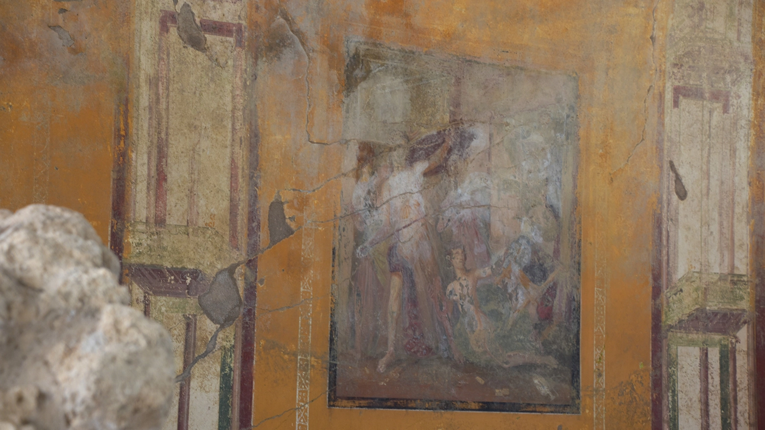 Un affresco recuperato al Regio IX di Pompei