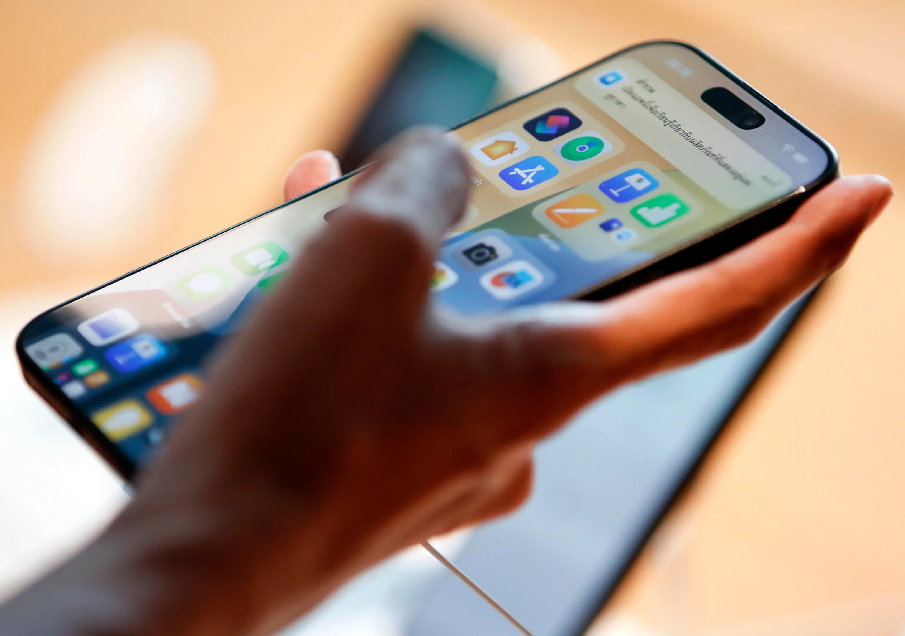 Apple Intelligence arriva in Italia: ecco cosa può fare la nuova intelligenza artificiale di Apple