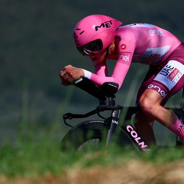 Pogacar batte Ganna nella crono di Perugia: il racconto della tappa 7 del Giro d’Italia. Ordine d'arrivo e classifica