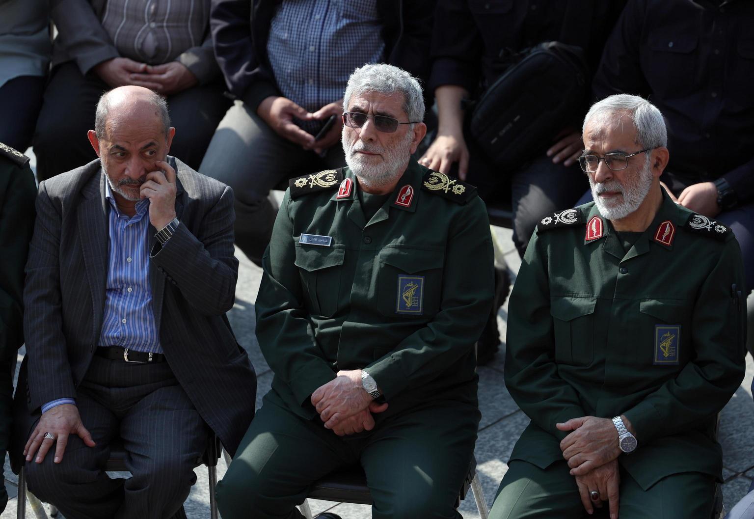 Il comandante delle forze Quds Qaani in corteo in Iran Il comandante delle forze Quds Qaani in corteo in Iran