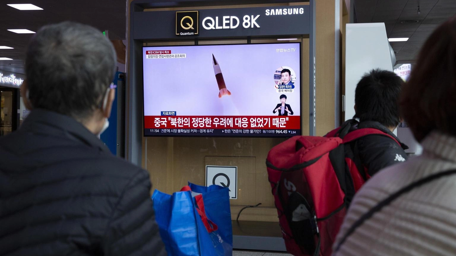 Media, Corea del Nord ha lanciato tre missili balistici