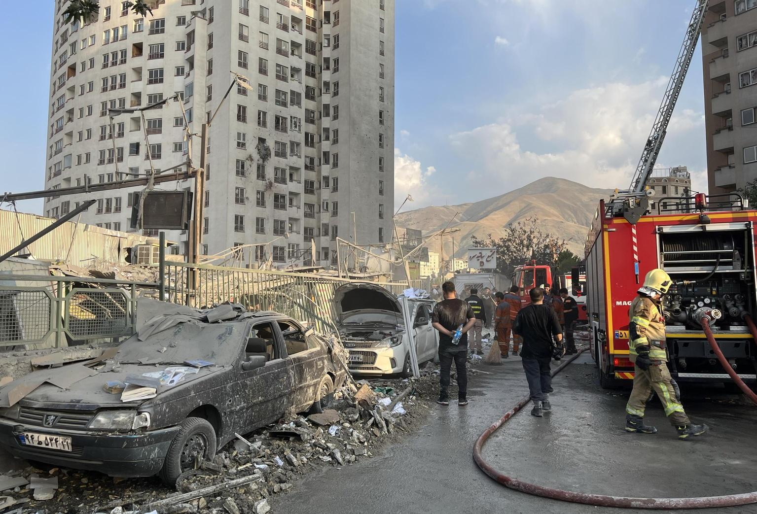 Israele lancia attacco preventivo storico contro la minaccia iraniana a Natanz Israele lancia attacco preventivo storico contro la minaccia iraniana a Natanz