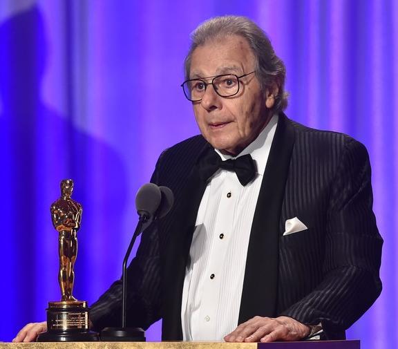 È morto Lalo Schifrin, sua la colonna sonora di ‘Mission: Impossible’ È morto Lalo Schifrin, sua la colonna sonora di ‘Mission: Impossible’