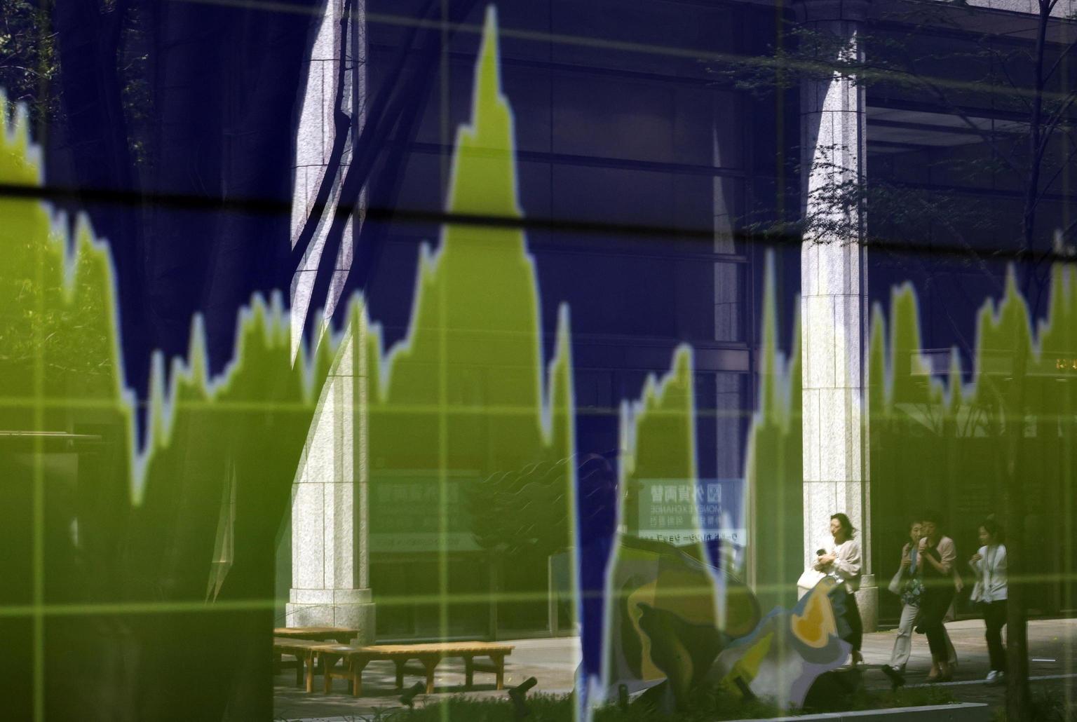borsa di tokyo in calo dopo negoziati usa cina nikkei 030