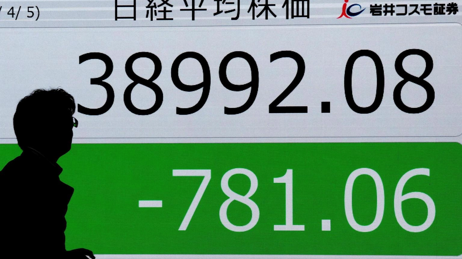 Borsa: Tokyo, apertura in calo (-1,24%)