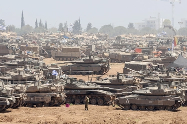 Onu: approvata risoluzione per la Palestina nelle Nazioni Unite. Italia astenuta, Usa contro. Israele: “Avanti con Rafah”. Tank israeliani tagliano in due la città