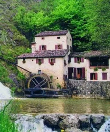 Gusto e natura sulle orme del Prosecco