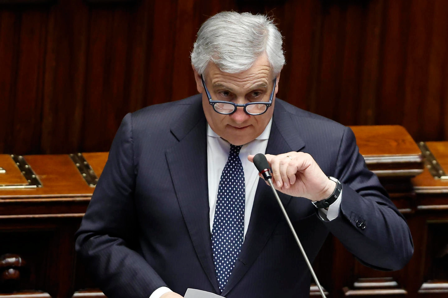 Il ministro degli Esteri, Antonio Tajani (70 anni), interviene alla Camera