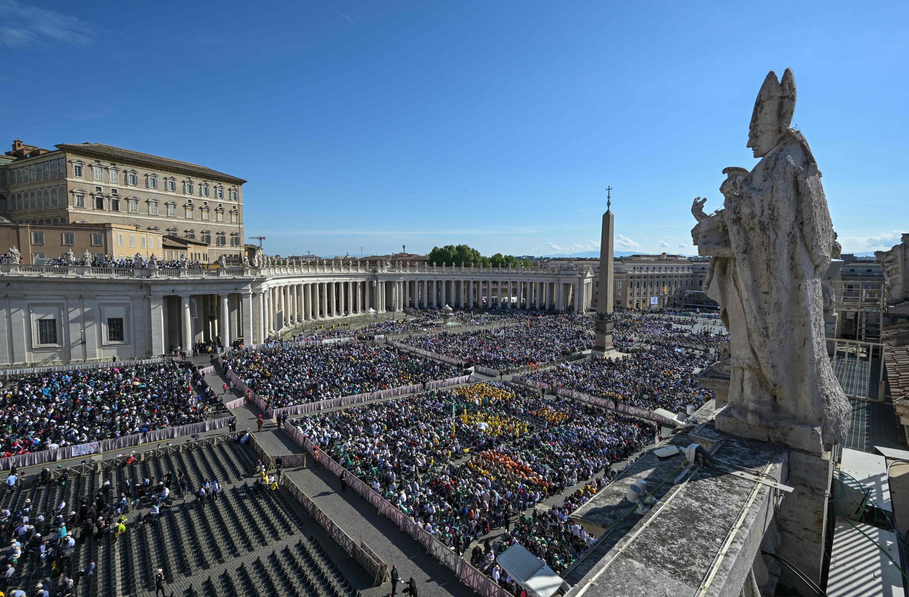 Oggi si saprà quando inizia il conclave. Fonti vaticane: possibile la data del 5 maggio Oggi si saprà quando inizia il conclave. Fonti vaticane: possibile la data del 5 maggio