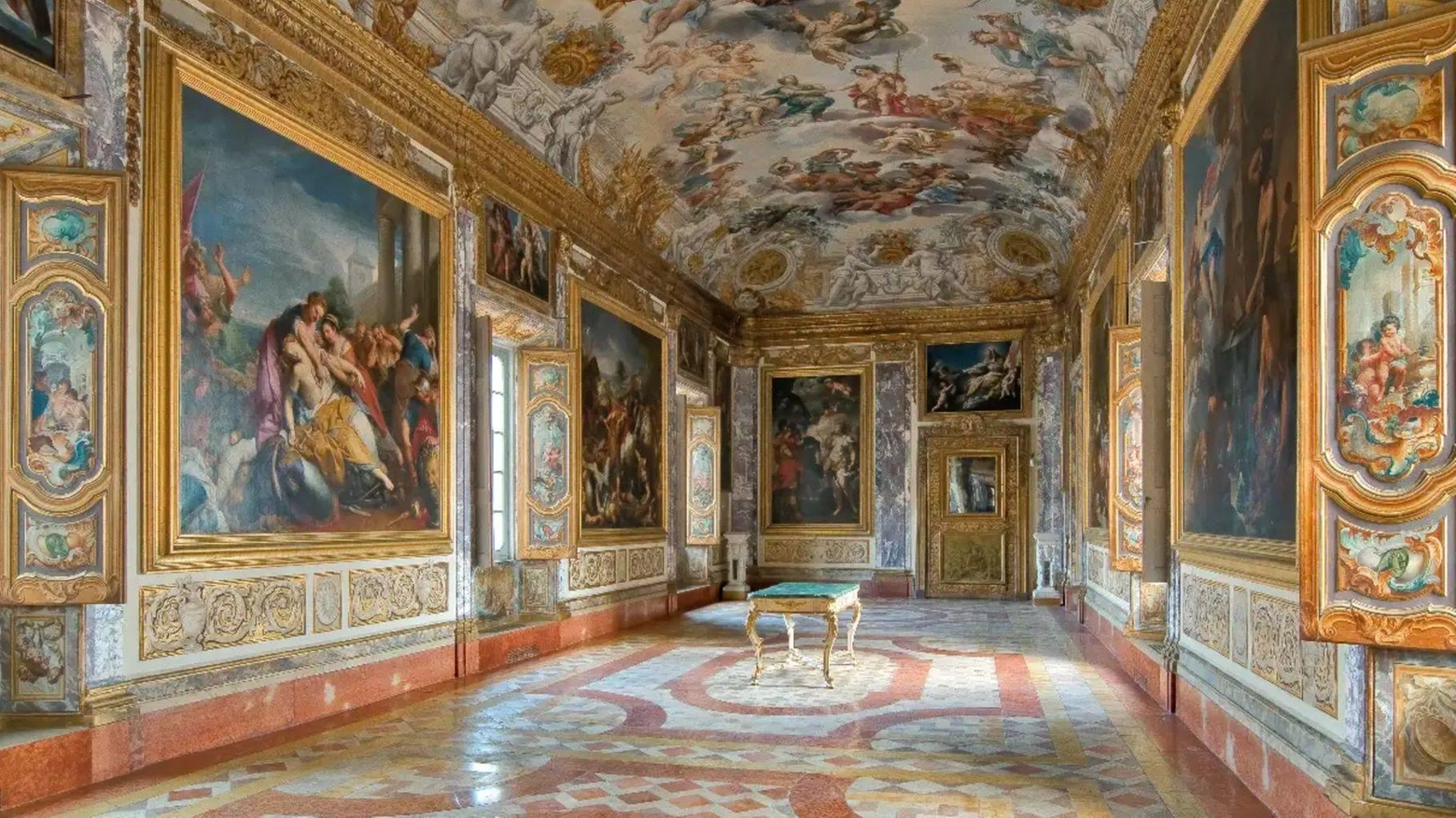 La splendida Sala dell’Eneide di Palazzo Buonaccorsi
