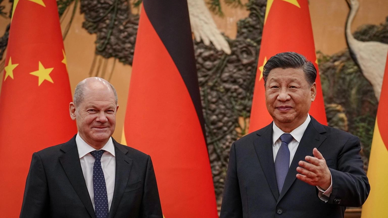 Xi presenta a Scholz i 4 principi sulla crisi Ucraina