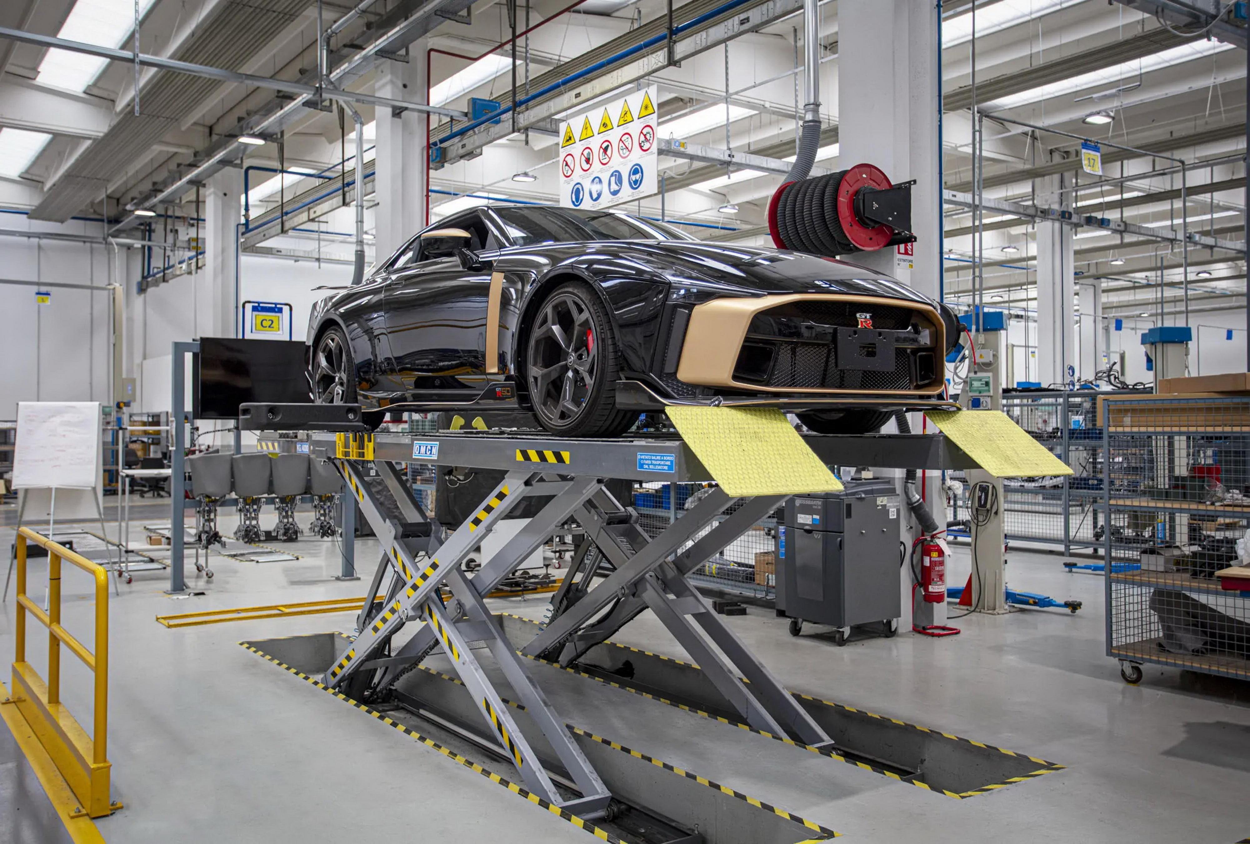 Audi valuta la cessione di Italdesign: futuro incerto per 1.300 lavoratori Audi valuta la cessione di Italdesign: futuro incerto per 1.300 lavoratori