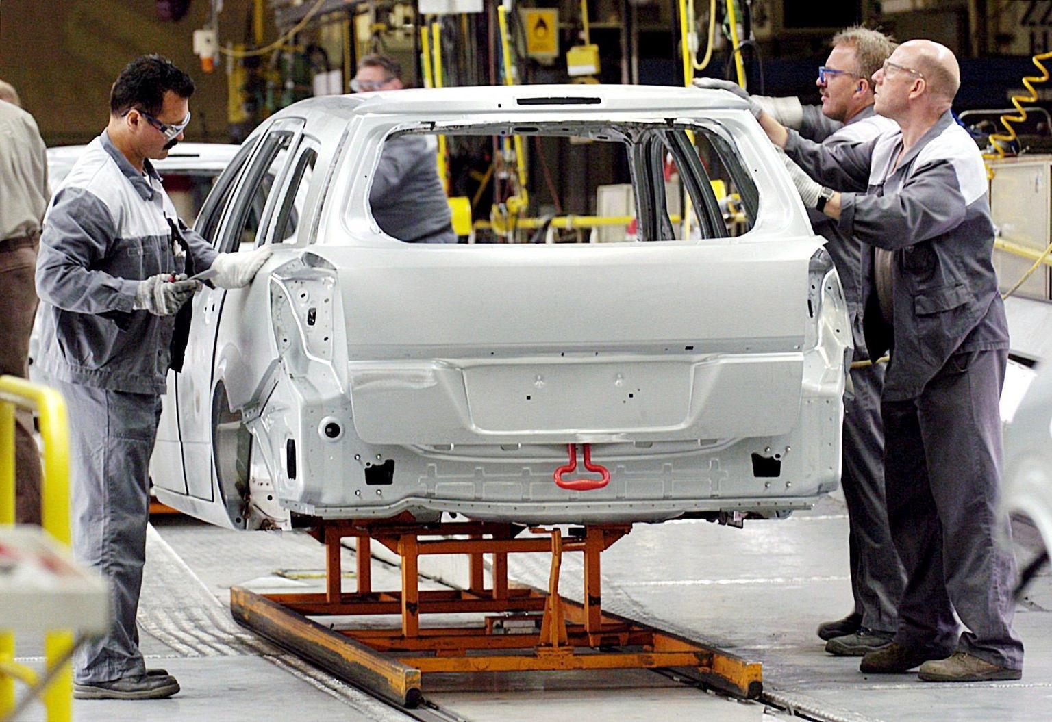 fiducia delle imprese oltre stime in germania ifo a 884 punti