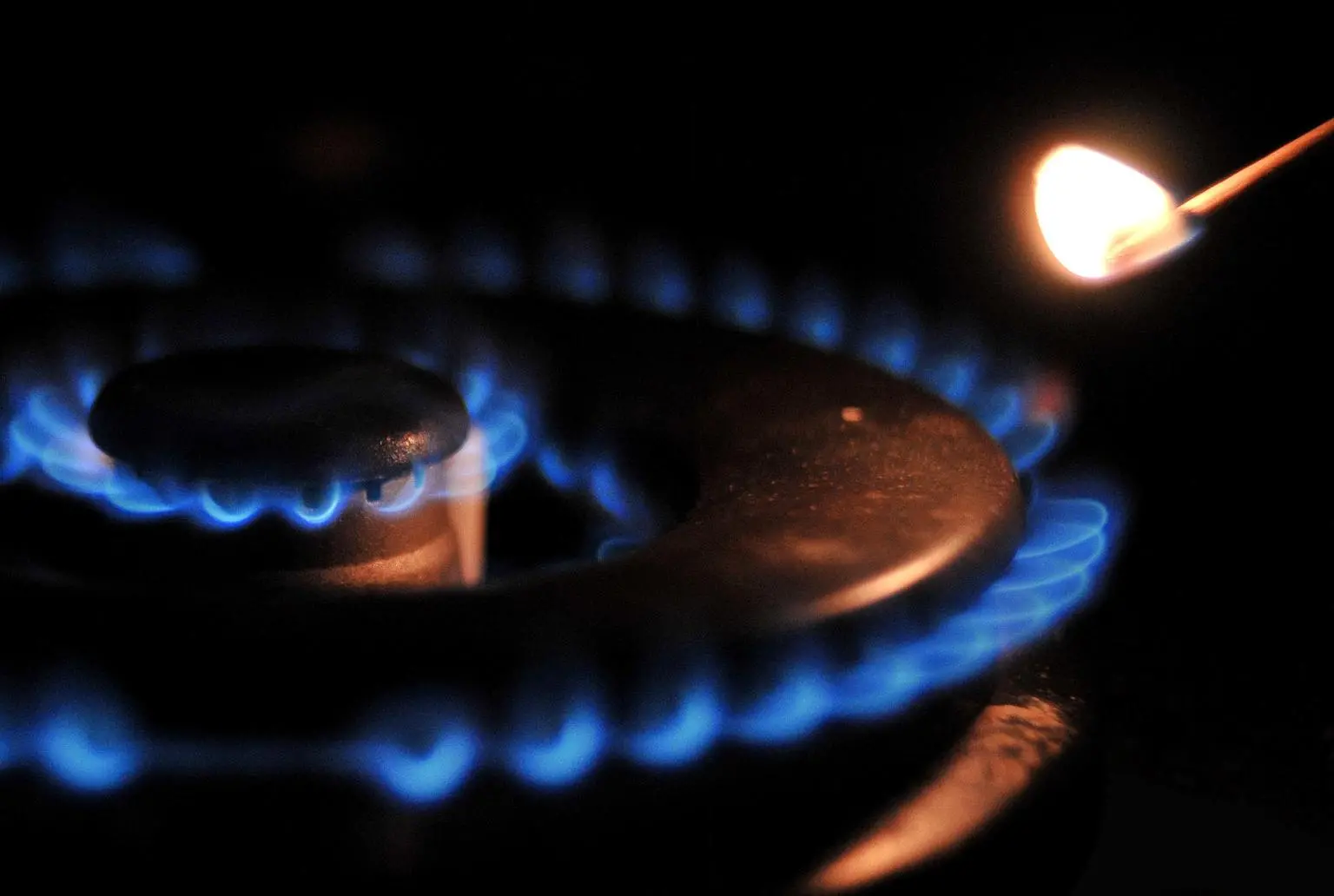 Prezzi del gas e dell'elettricità in calo: opportunità per cambiare gestore