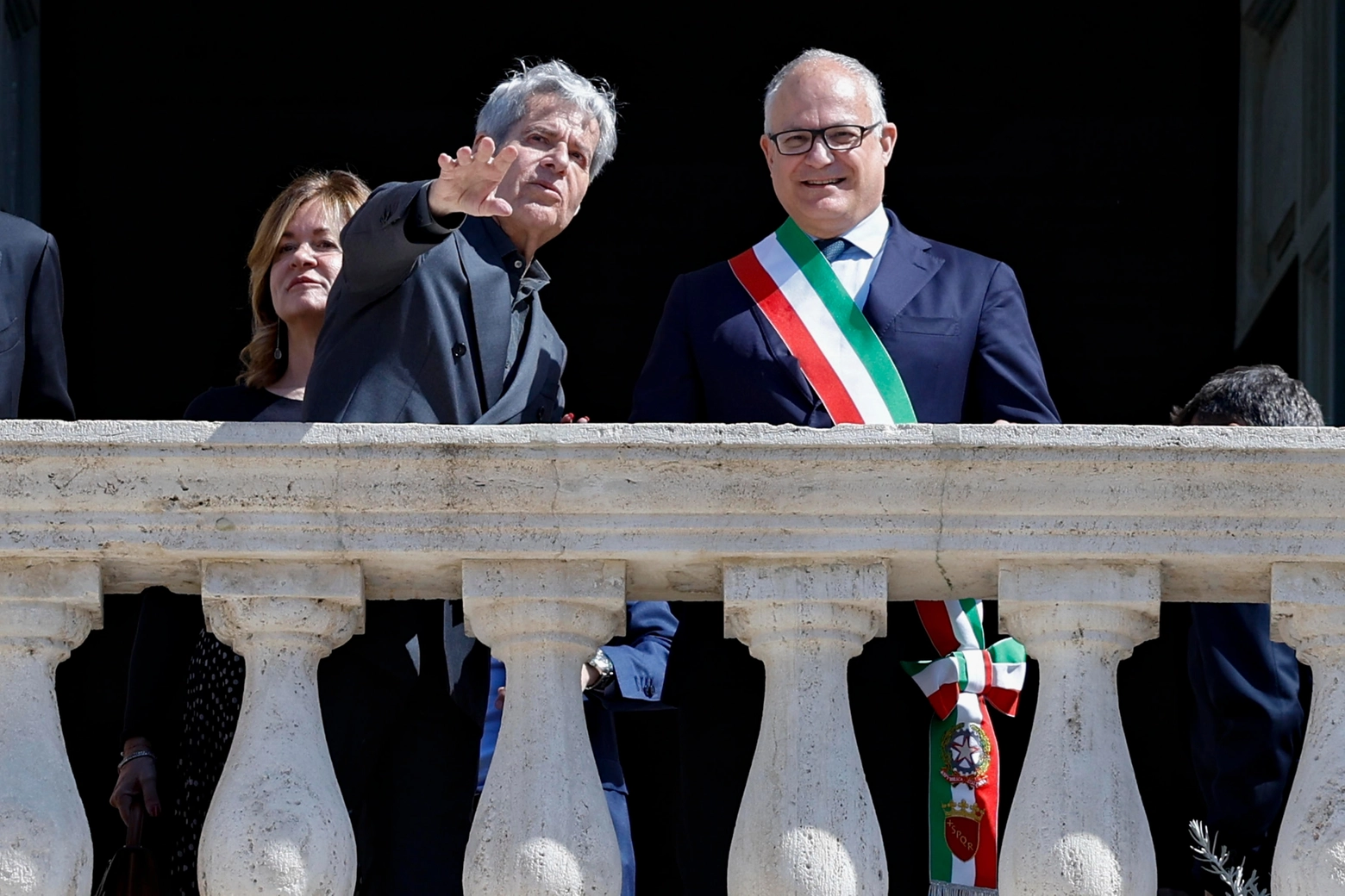 Claudio Baglioni insieme al sindaco di Roma Roberto Gualtieri