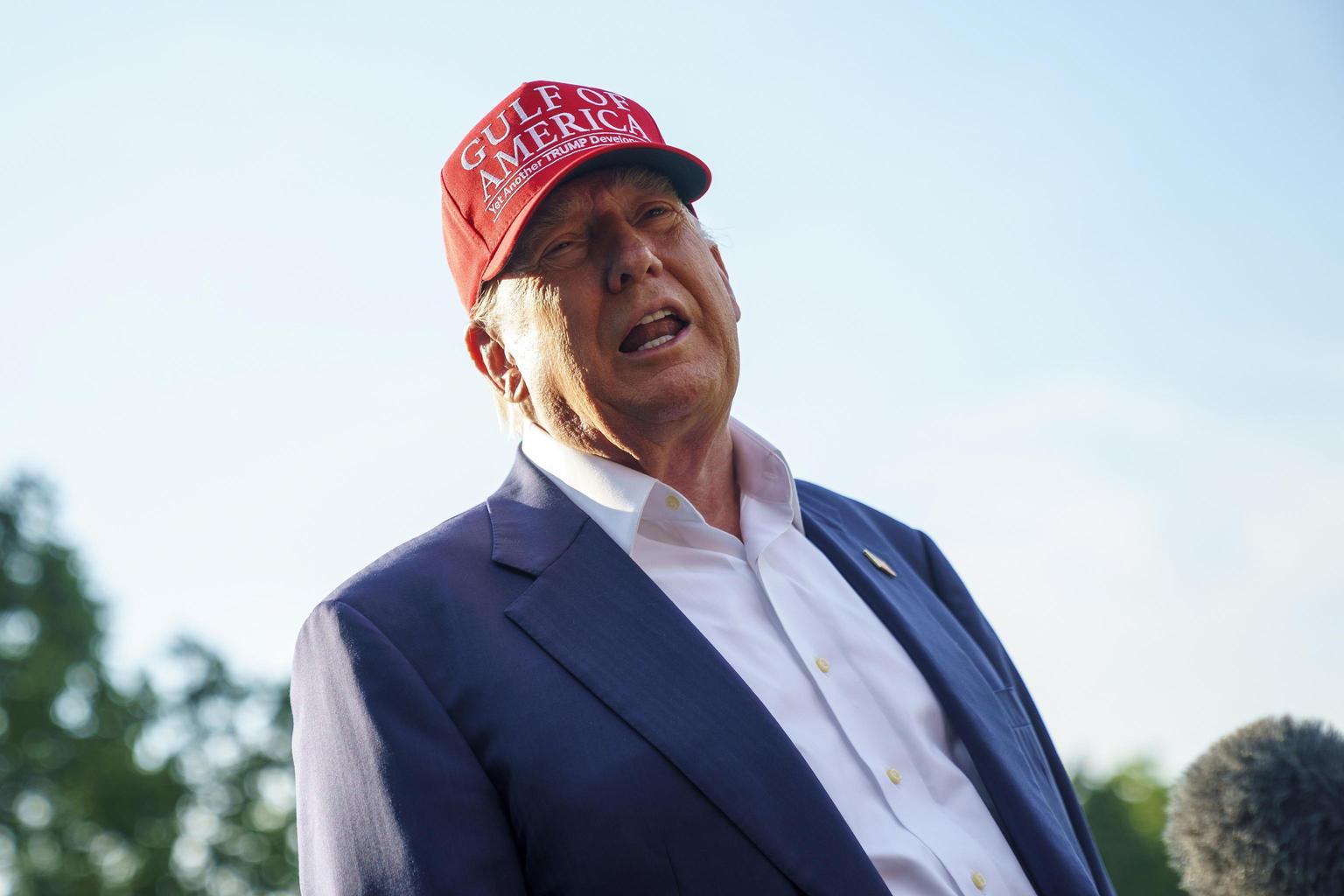 Trump, oggi partono le lettere sui dazi ai Paesi colpiti