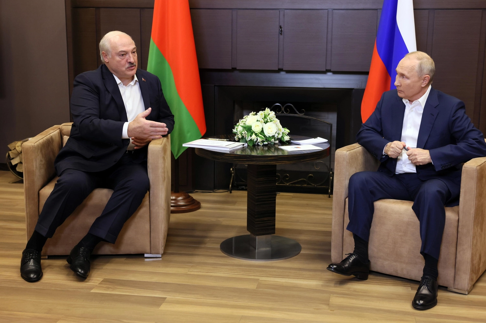 Lukashenko e Putin in un precedente incontro