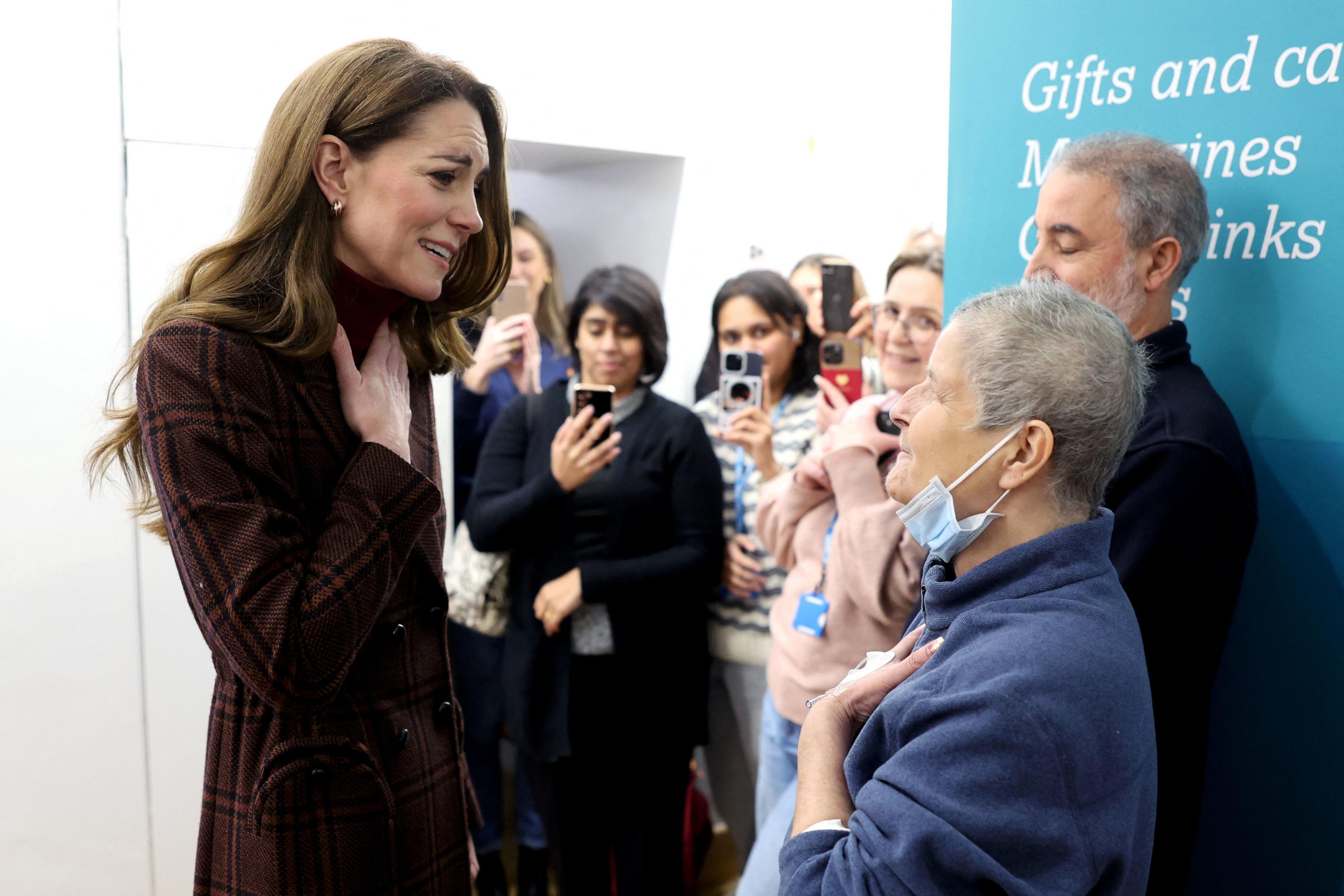 Kate Middleton da Quotidiano.net Kate Middleton | il cancro è in remissione Ma tornare alla normalità è dura