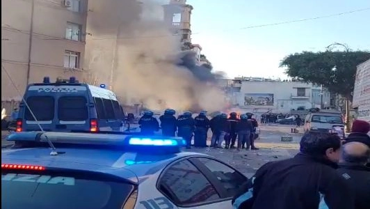 La polizia in piazza a Palermo contro le 'vampe' di San Giuseppe