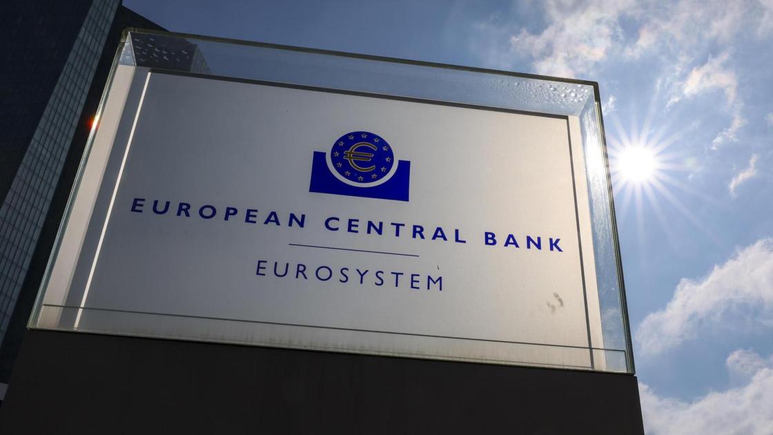 Bce, per alcuni governatori rischi d