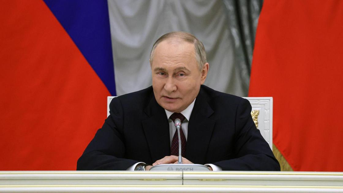Ucraina, Putin: i negoziati includano gli interessi di tutti
