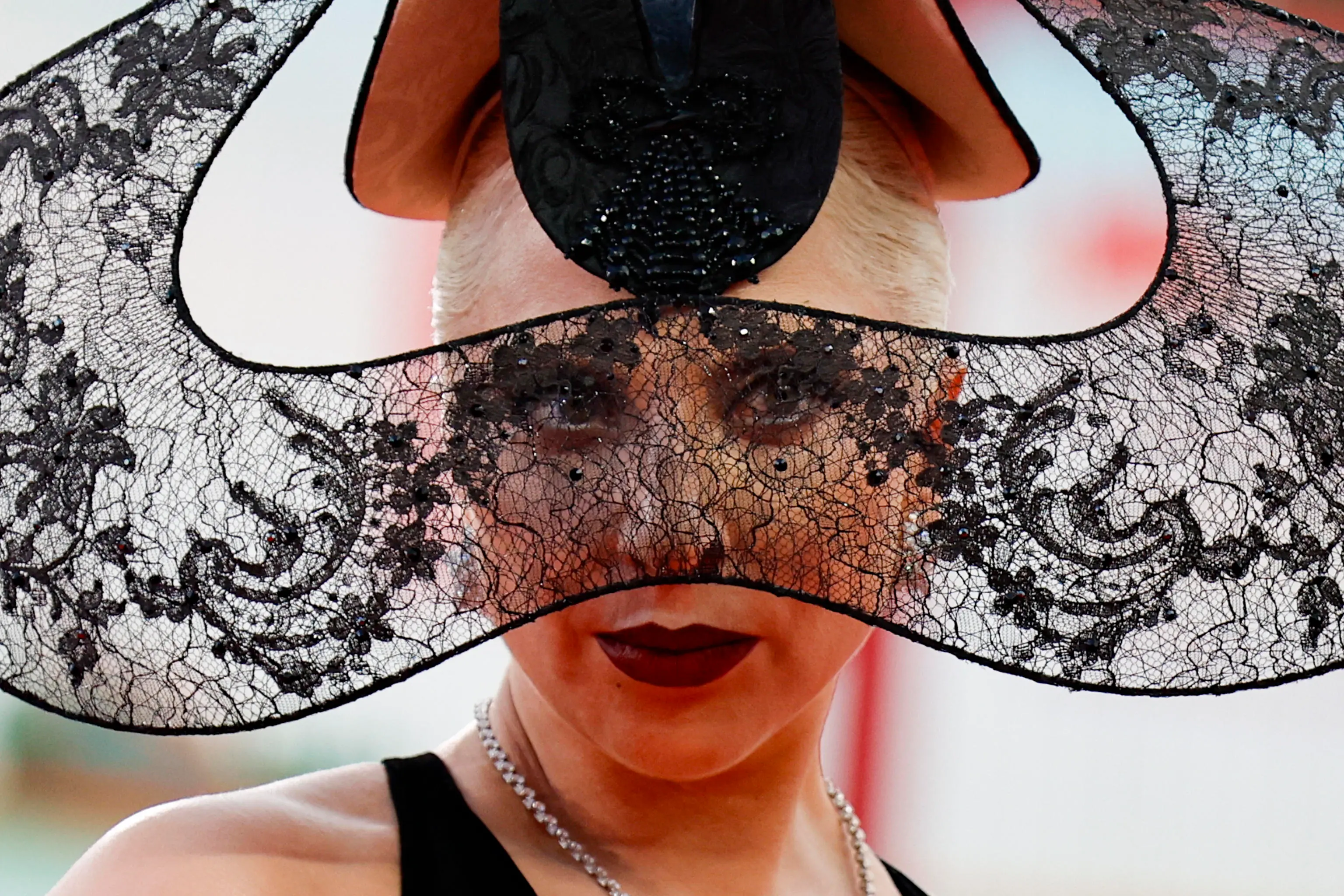 Lady Gaga a Milano 2025: quando riprovare a comprare i biglietti dopo il caos del 31 marzo