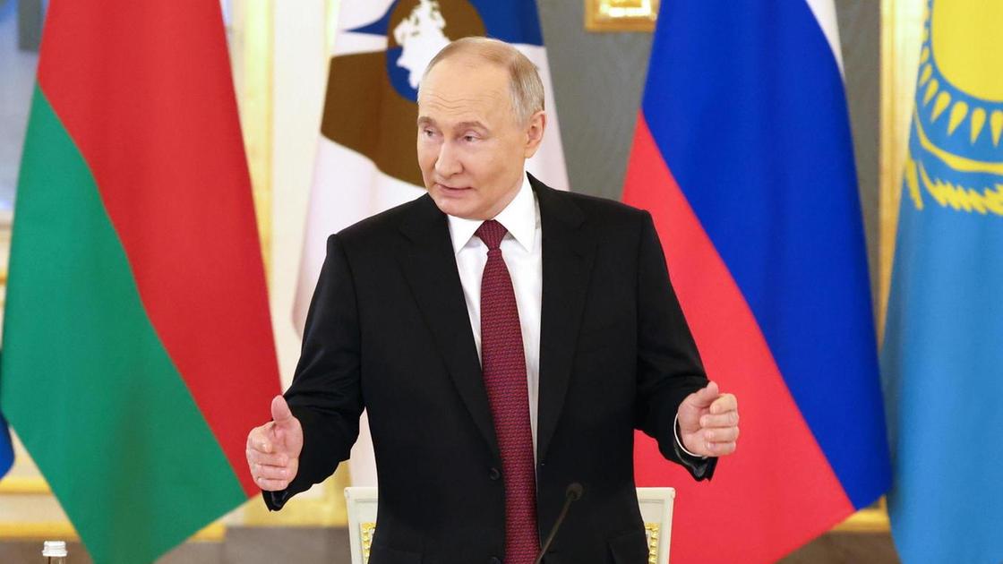 Europa contro Putin. L’Ue: profitti russi a Kiev. E il Regno Unito espelle un diplomatico di Mosca