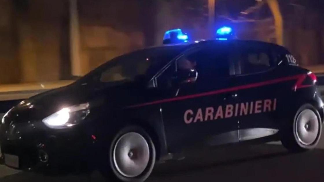 Tragedia a Caserta, scontro tra auto: morti tre ventenni nell’incidente