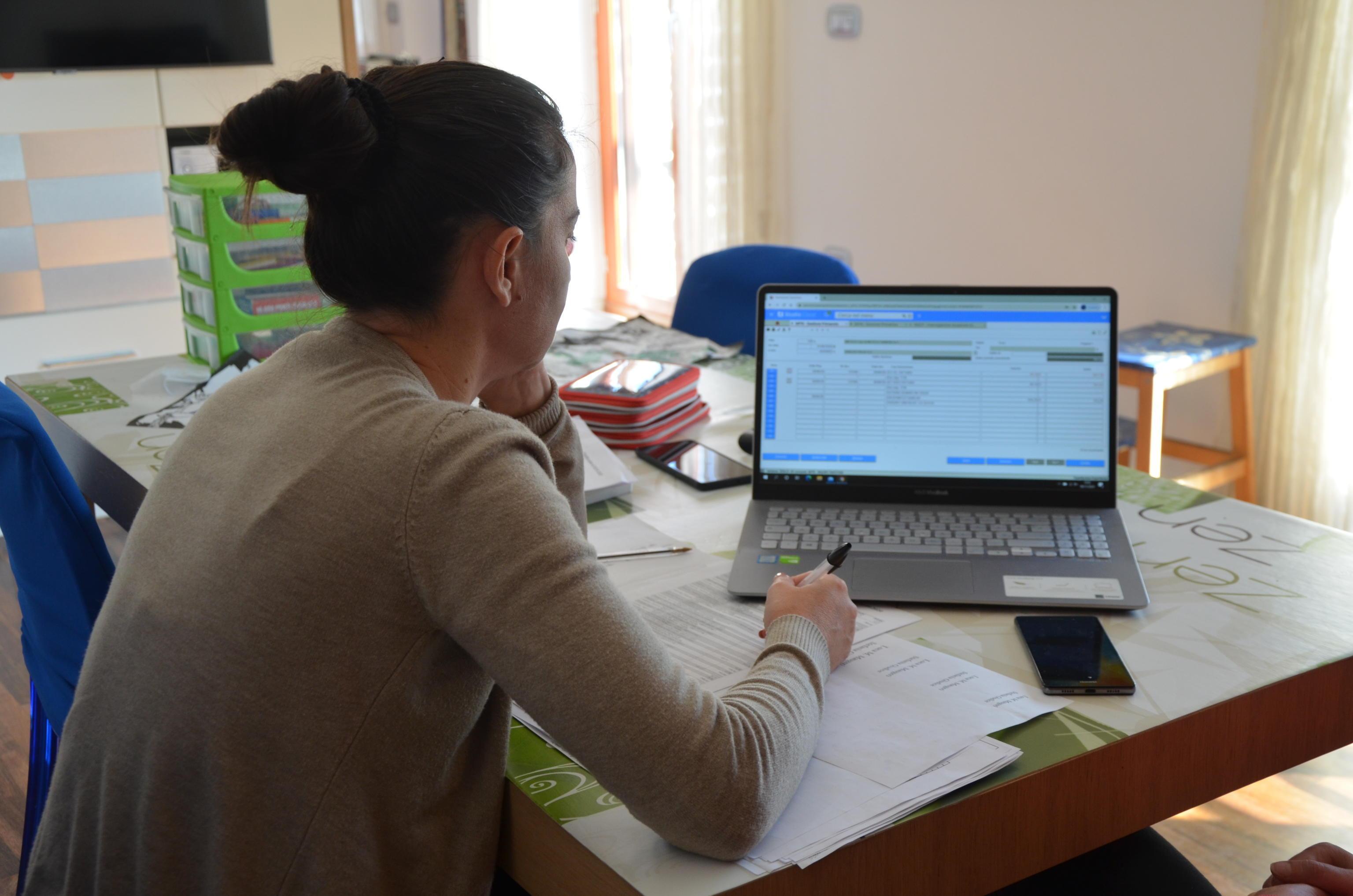 lavoro cosa conta di pi249 per gli italiani divide lo smart working