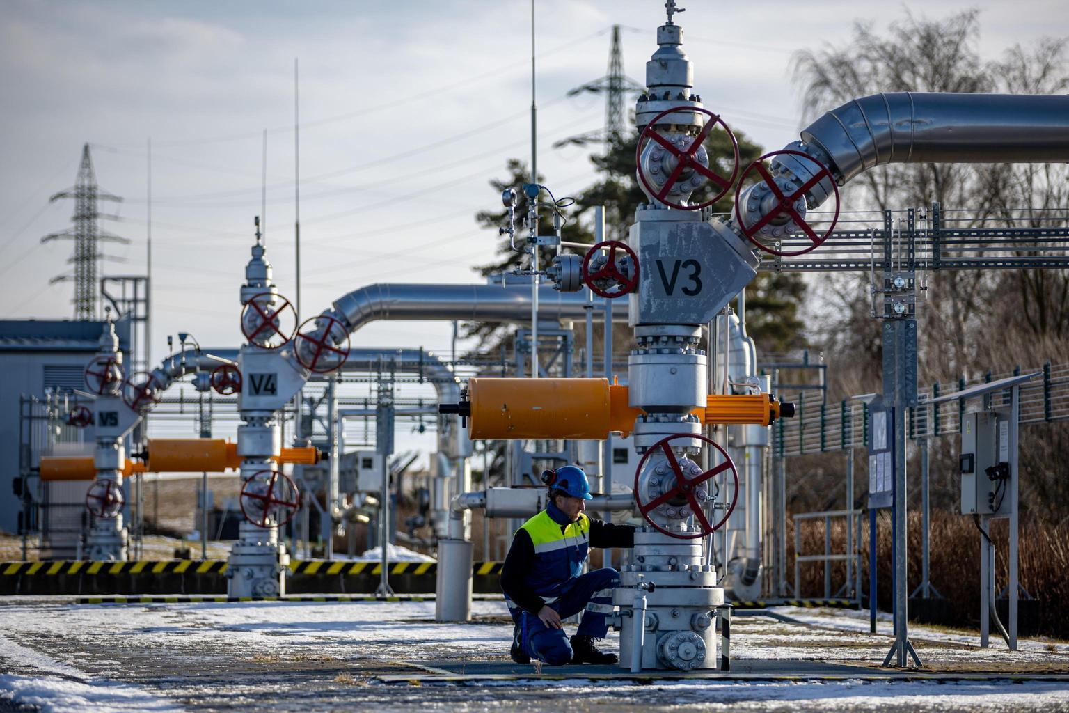 Il gas apre in calo del 10% sulla possibile tregua in Iran Il gas apre in calo del 10% sulla possibile tregua in Iran