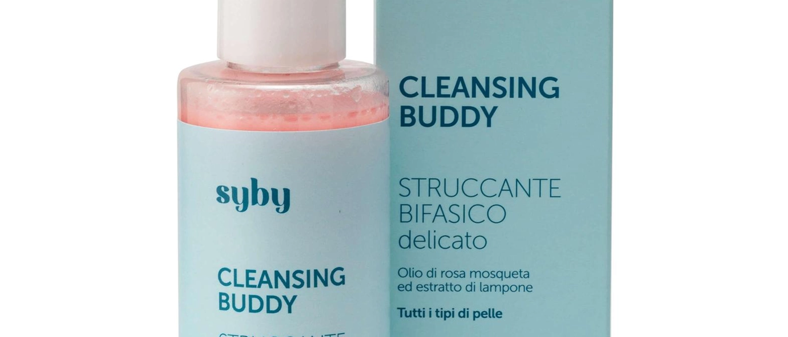 Cleansing Buddy di Syby è una lozione bifasica delicata, arricchita con olio di rosa mosqueta, estratto di lampone e succo...