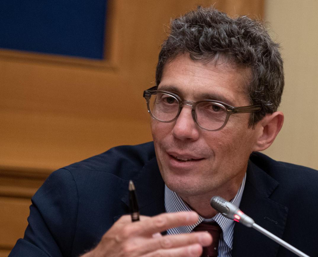 Fine vita, destra divisa. Gli azzurri si smarcano: dialogo con l’opposizione