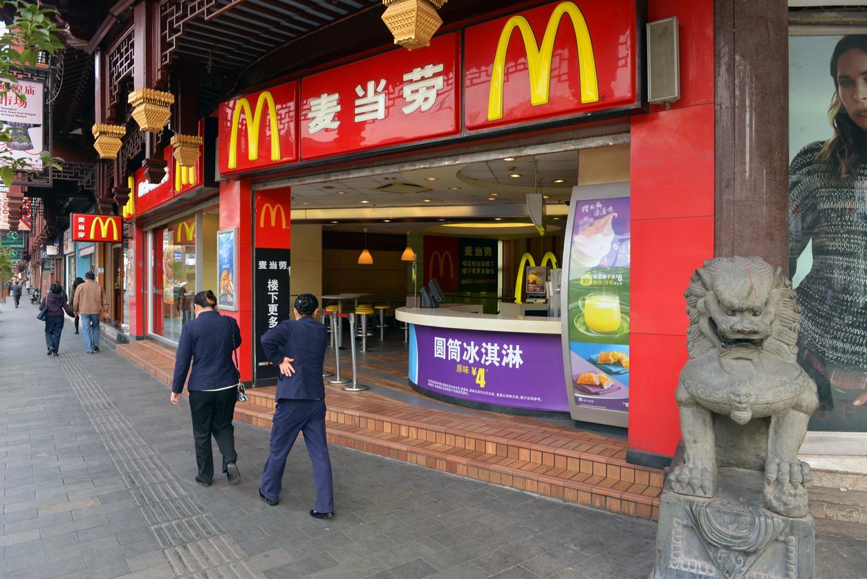 Così McDonald’s da Quotidiano.net Così McDonald’s sbarcava in Cina 33 anni fa