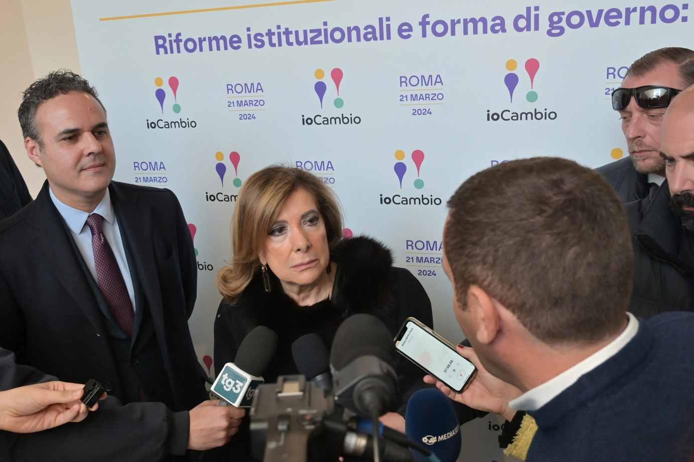 La ministra per le Riforme, Elisabetta Casellati, all’iniziativa promossa da “ioCambio“
