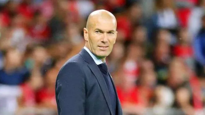 epa06775200 (FILE) - Real Madrid's head coach Zinedine Zidane during the UEFA Champions League final between Real Madrid and Liverpool FC at the NSC Olimpiyskiy stadium in Kiev, Ukraine, 26 May 2018 (reissued 31 May 2018). Zinedine Zidane announced on 31 May 2018 that he has stepped down as Real Madrid head coach after leading the Spanish Primera Division soccer club to three UEFA Champions League titles in a row.  EPA/ARMANDO BABANI