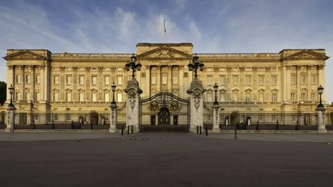 La facciata di Buckingham Palace