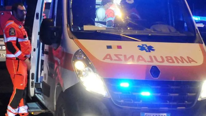 Nerviano - Ambulanza
foto Roberto Garavaglia