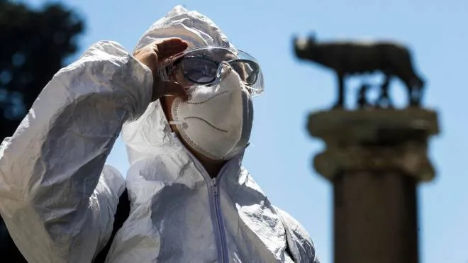 Workers arrive for sanitization operations at Campidoglio in Rome, Italy, 06 June 2020. Several countries around the world have started to ease COVID-19 lock-down restrictions in an effort to restart their economies and help people in their daily routines after the outbreak of coronavirus pandemic.ANSA/ANGELO CARCONI