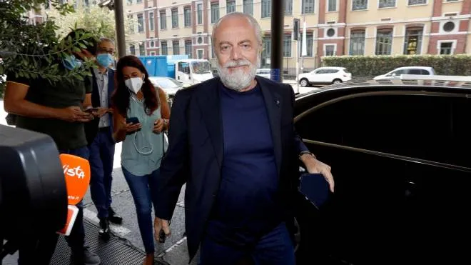 L'ingresso di Aurelio De Laurentis all'assemblea della Lega di Serie A di calcio presso l'Hotel Hilton di via Galvani a Milano, 9 settembre 2020.ANSA/Mourad Balti Touati