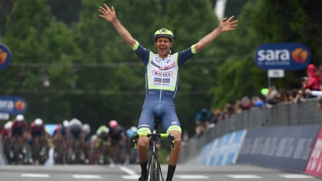 Dutch rider Taco Van Der Hoorn of Intermarche' - Wanty - Gobert Materiaux team wins the 3rd stage of the 2021 Giro d'Italia cycling race over 190km from Biella to Canale, Italy, 10 May 2021.
ANSA/LUCA ZENNARO