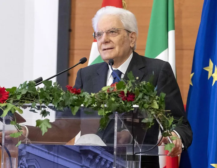 Sergio Mattarella, 79 anni, ha parlato davanti agli alunni di una scuola primaria di Roma per presentare il diario della Polizia di Stato