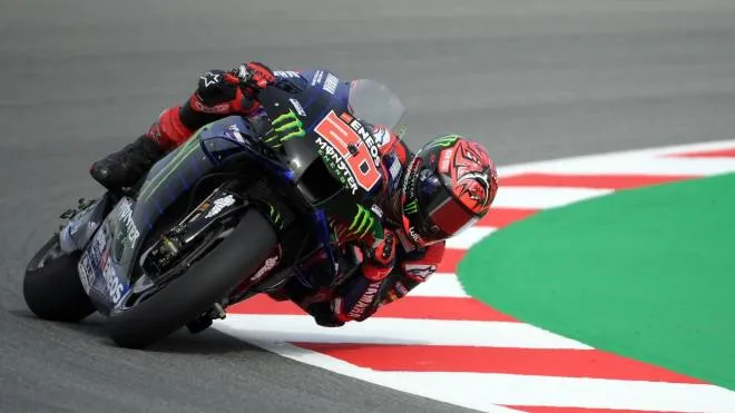 Monster Energy Yamaha MotoGP's French rider Fabio Quartararo rides during the first MotoGP free practice session of the Moto Grand Prix de Catalunya at the Circuit de Catalunya on June 4, 2021 in Montmelo on the outskirts of Barcelona. (Photo by LLUIS GENE / AFP)
