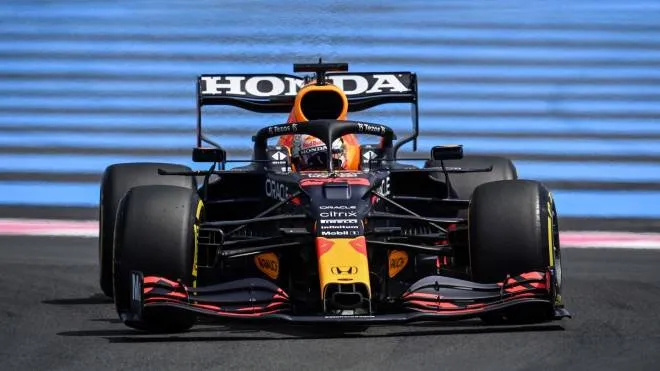 Red Bull's Dutch driver Max Verstappen drives during the second practice session at the Circuit Paul-Ricard in Le Castellet, southern France, on June 18, 2021, two days ahead of the French Formula One Grand Prix. (Photo by CHRISTOPHE SIMON / AFP)