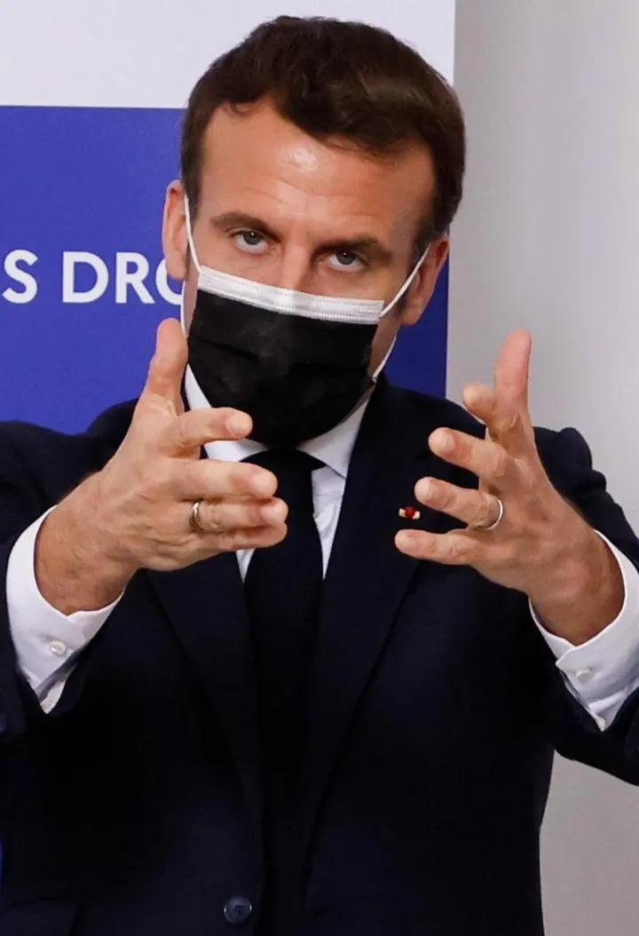 Il presidente francese, Emmanuel Macron, 43 anni
