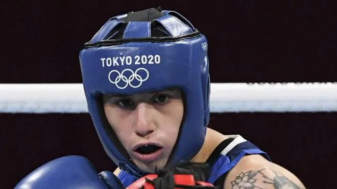 Irma Testa ( blu) of Italy and Nesthy Petecio of Philippines during the boxing semi-final at the Tokyo 2020 Games in the featherweight category, Tokyo, Japan, 31 July 2021. ANSA/ CIRO FUSCO 
CIRO FUSCO/