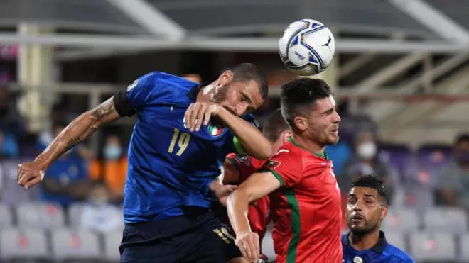 Italy's defender Leonardo Bonucci (L) vies for the ball with  Bulgaria's Dominic Yankov (R) during the European Qualifiers for World Cup  Qualifying round - Group C between Italy and Bulgaria at the Artemio Franchi stadium in Florence, Italy, 02 September 2021ANSA/CLAUDIO GIOVANNINI