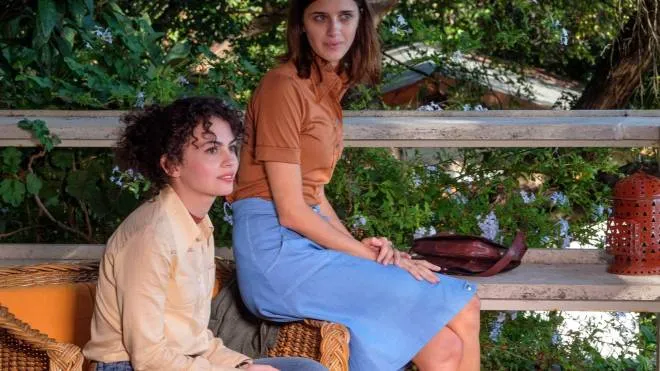 Benedetta Porcaroli e Federica Torchetti nel film interpretano Donatella Colasanti e Rosaria Lopez