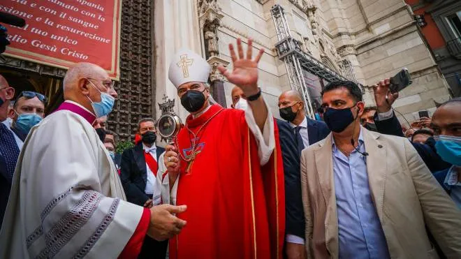 The archbishop of Naples Domenico Battaglia shows vial believed to contain the blood of the 3rd century saint San Gennaro (Saint Januarius) during the so-called liquefaction miracle, in the Chapel of the Treasury, in Naples, Italy, 19 September 2021. Faithful gather three times a year to witness the liquefaction of the otherwise coagulated blood of the saint.
ANSA/CESARE ABBATE