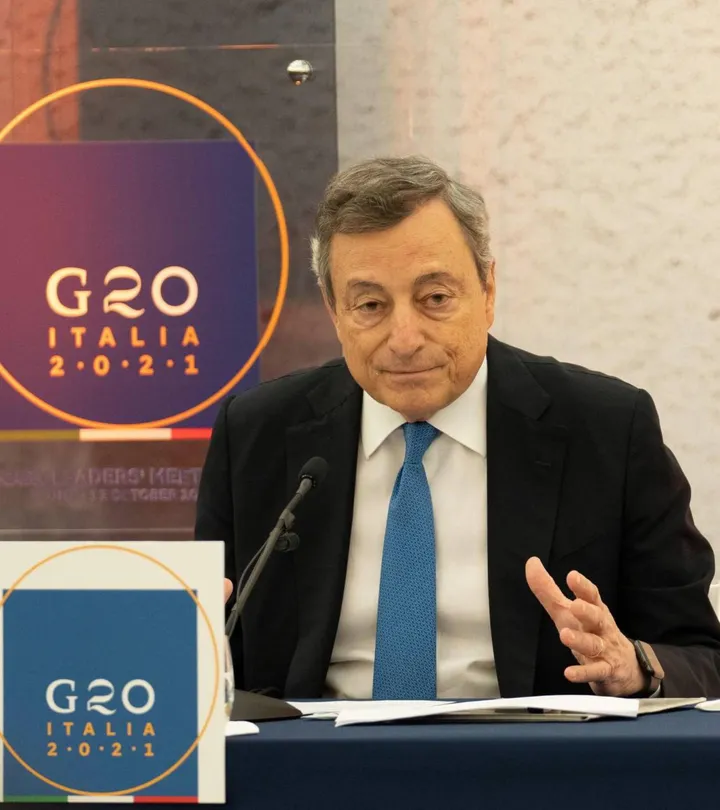 Mario Draghi, 74 anni, durante la conferenza stampa di ieri pomeriggio