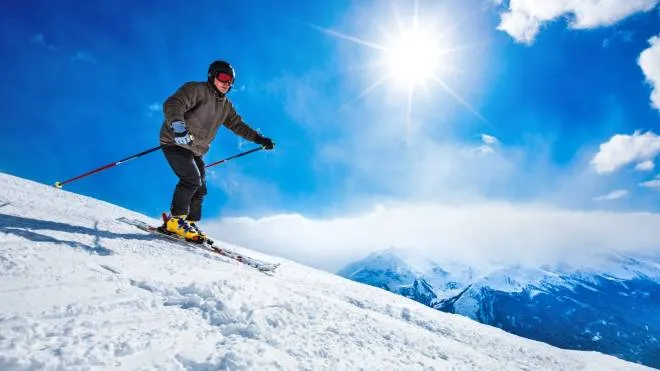 Gli appassionati di sci verso una stagione di rincari
